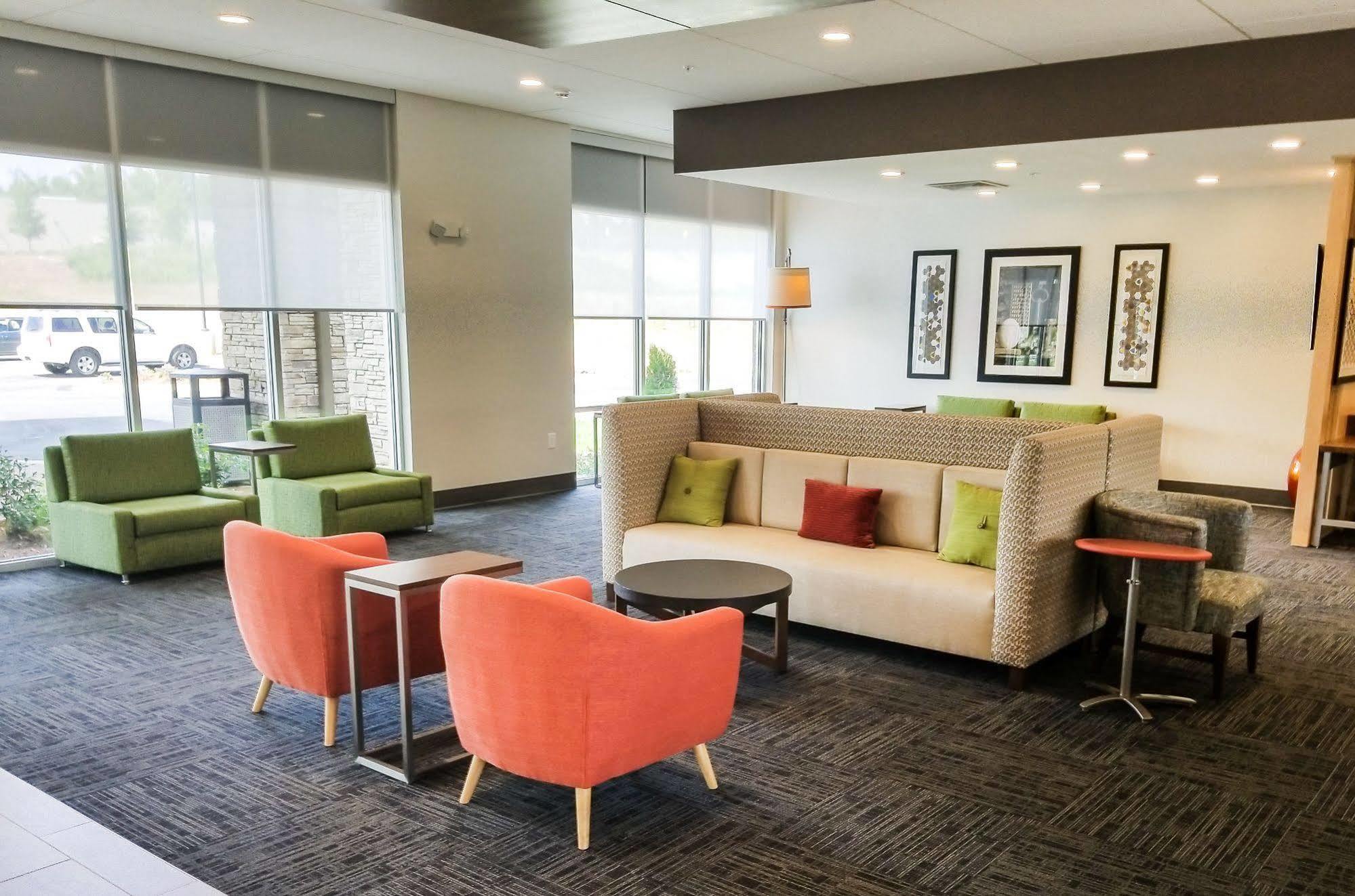 Holiday Inn Express & Suites - Charlotte Ne - University Area By Ihg Dış mekan fotoğraf