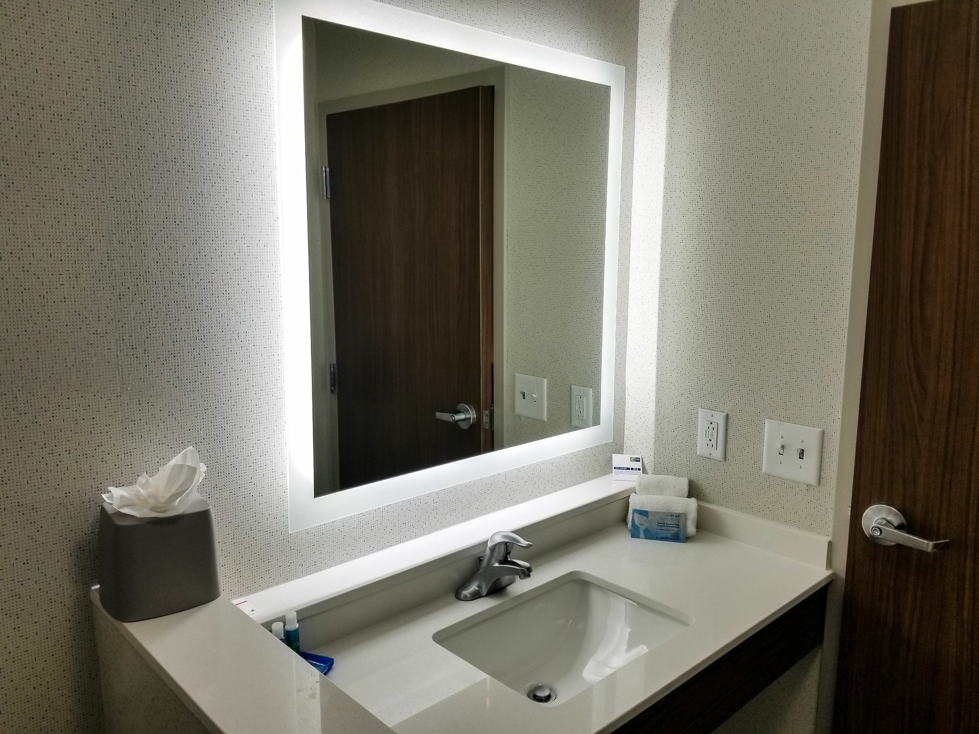 Holiday Inn Express & Suites - Charlotte Ne - University Area By Ihg Dış mekan fotoğraf