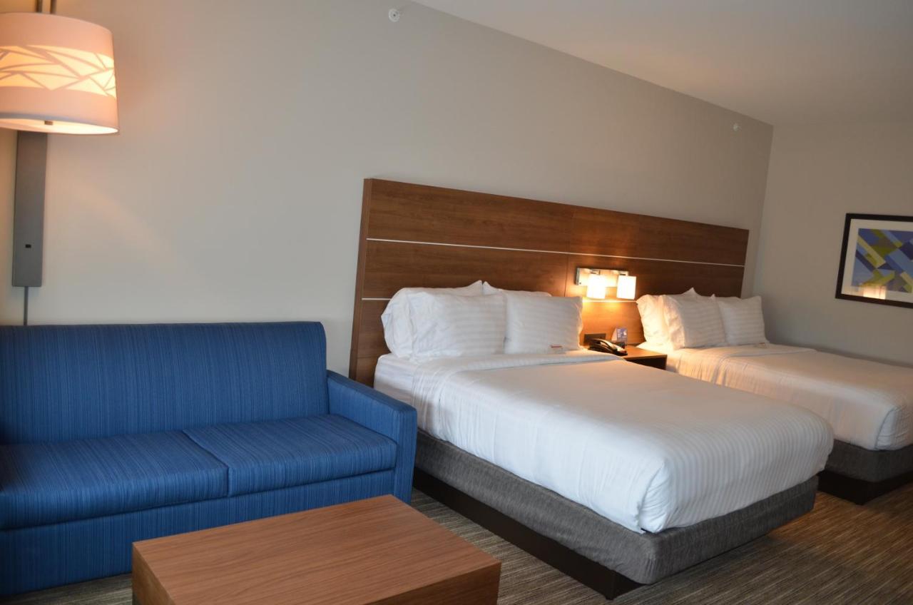 Holiday Inn Express & Suites - Charlotte Ne - University Area By Ihg Dış mekan fotoğraf